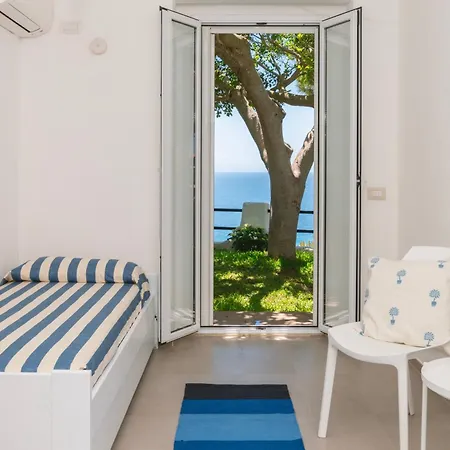Dimore Acquasale- Sea View Daire Capo Vaticano