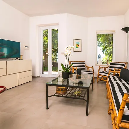 Dimore Acquasale- Sea View Apartmán Capo Vaticano