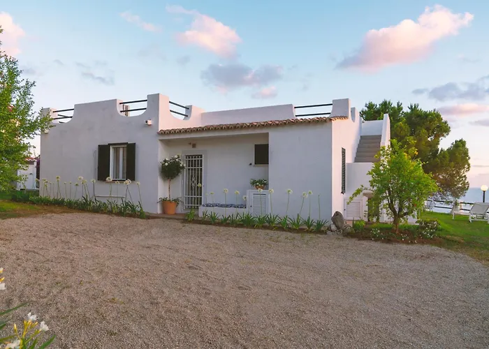 Dimore Acquasale- Sea View Capo Vaticano